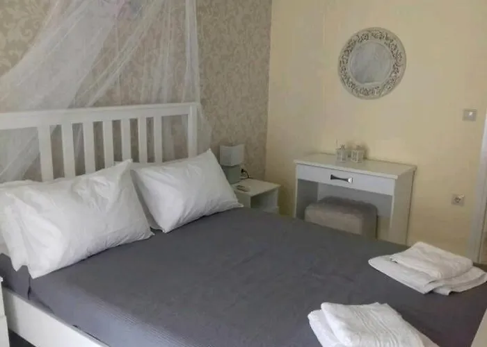 In With Stunning Sea Views Апартаменты